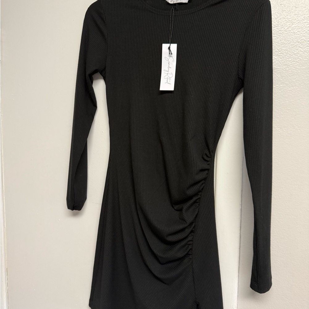 Elegant Black Long Sleeve Dress